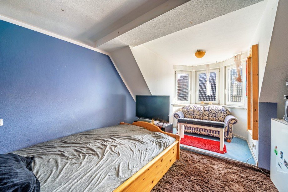 Schlafzimmer-DG Zweifamilienhaus Hockenheim