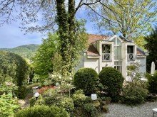 Hausansicht vom Garten Freistehendes Architekten-Einfamilienhaus - Ankommen, durchatmen, wohlf�hlen