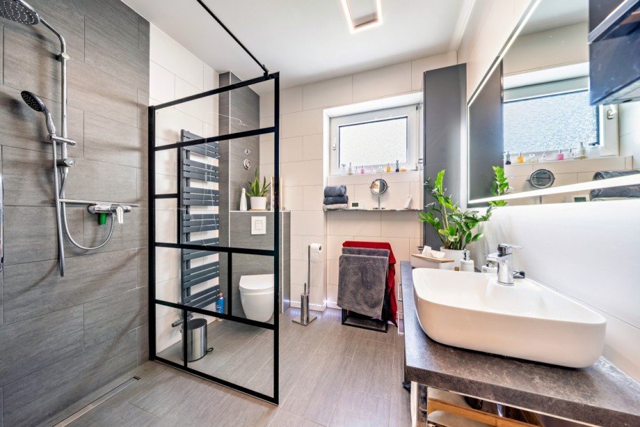 Badezimmer-EG Zweifamilienhaus Hockenheim