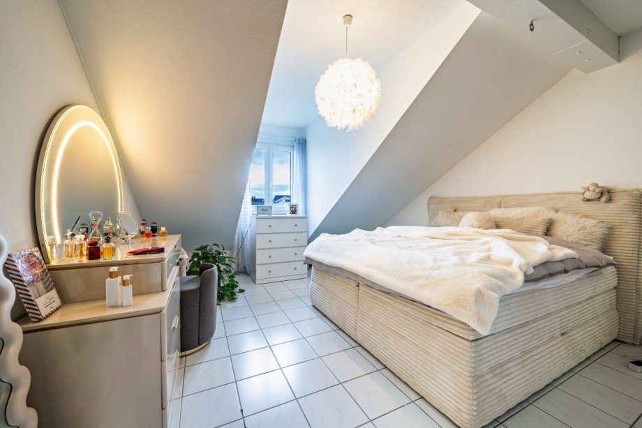 Schlafzimmer aktuell Dachgeschosswohnung Mannheim