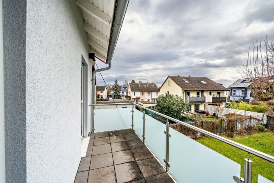 Balkon Doppelhaush�lfte Schwetzingen