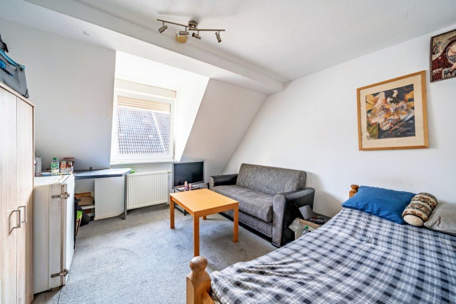 Schlafzimmer-DG Zweifamilienhaus Hockenheim