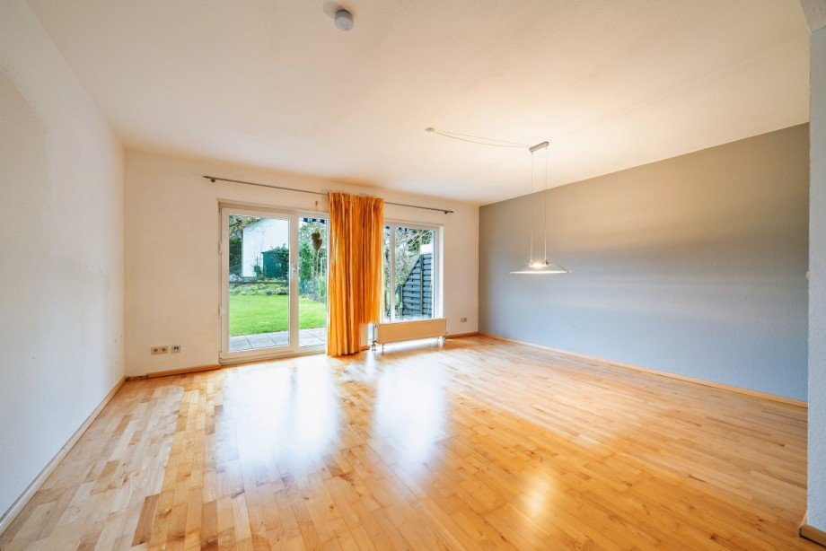 Wohnzimmer Doppelhaush�lfte Schwetzingen