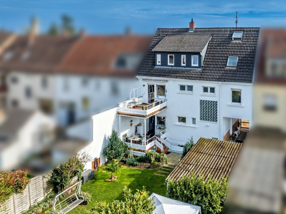 Gartenansicht Zweifamilienhaus Hockenheim