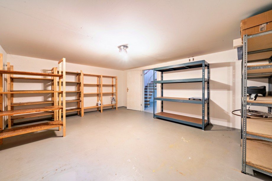 Hobbyraum Doppelhaush�lfte Schwetzingen