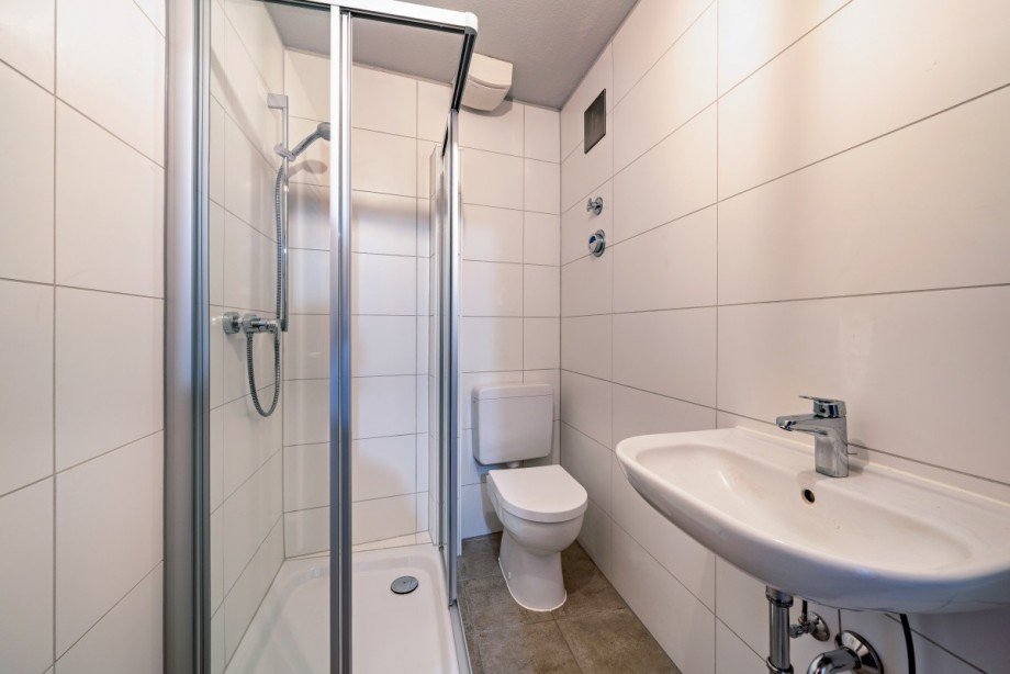 Badezimmer Dachgeschosswohnung Plankstadt