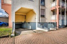 Tiefgarage �ber den D�chern in Seen�he - charmante DG-Wohnung mit Erker